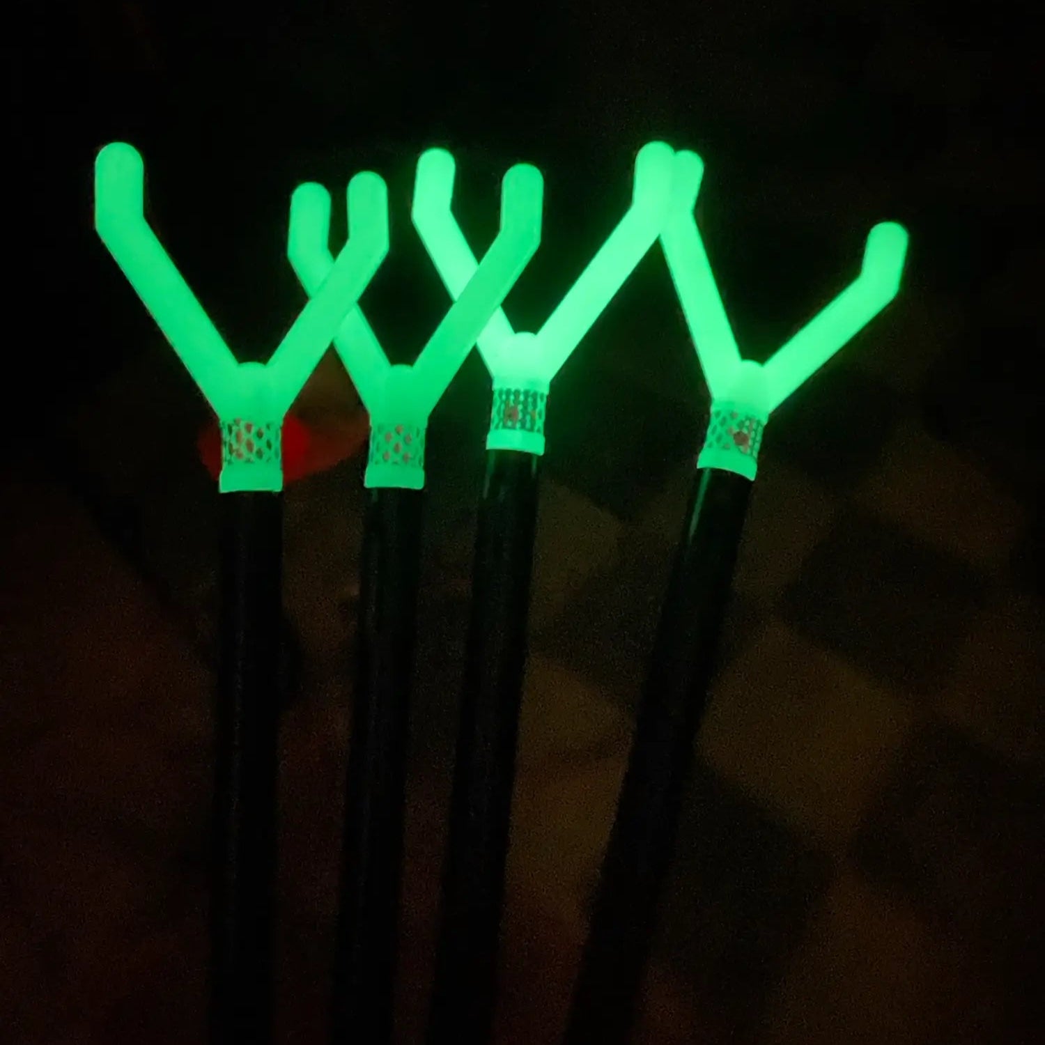 Magnum Glow in the Dark 40″ Fishin’ Stix